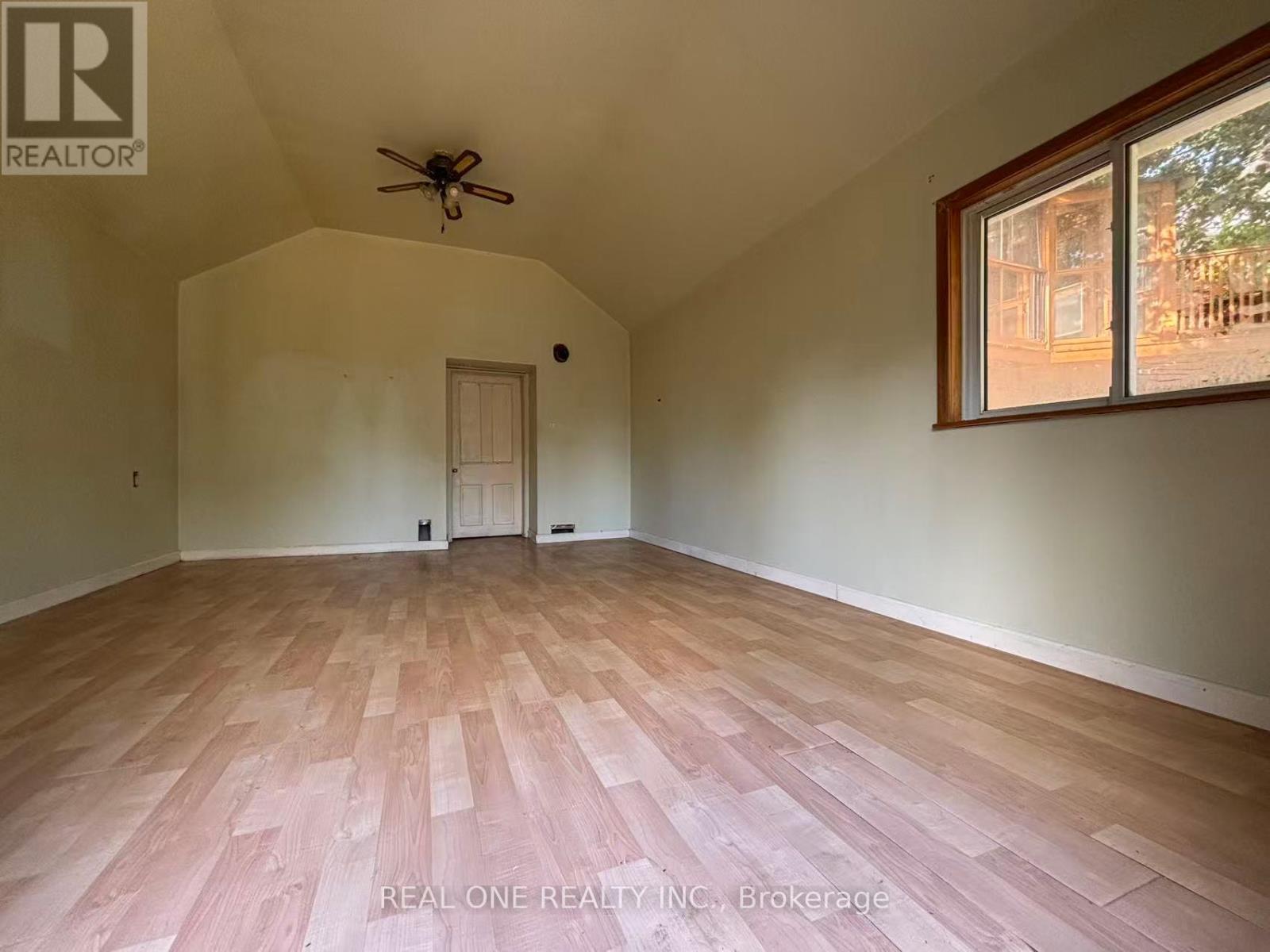 1377 Old Green Lane E, East Gwillimbury, Ontario  L9N 0L8 - Photo 25 - N12373097