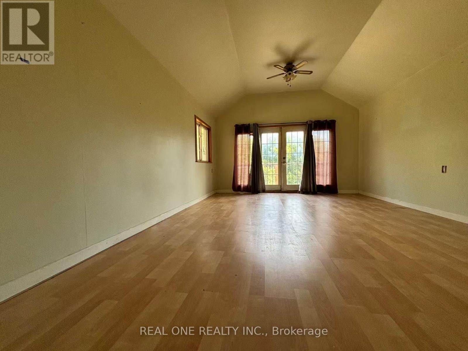 1377 Old Green Lane E, East Gwillimbury, Ontario  L9N 0L8 - Photo 24 - N12373097