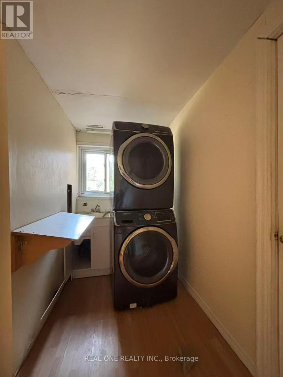 1377 Old Green Lane E, East Gwillimbury, Ontario  L9N 0L8 - Photo 27 - N12373097