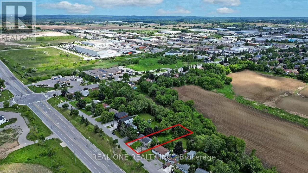 1377 Old Green Lane E, East Gwillimbury, Ontario  L9N 0L8 - Photo 34 - N12373097