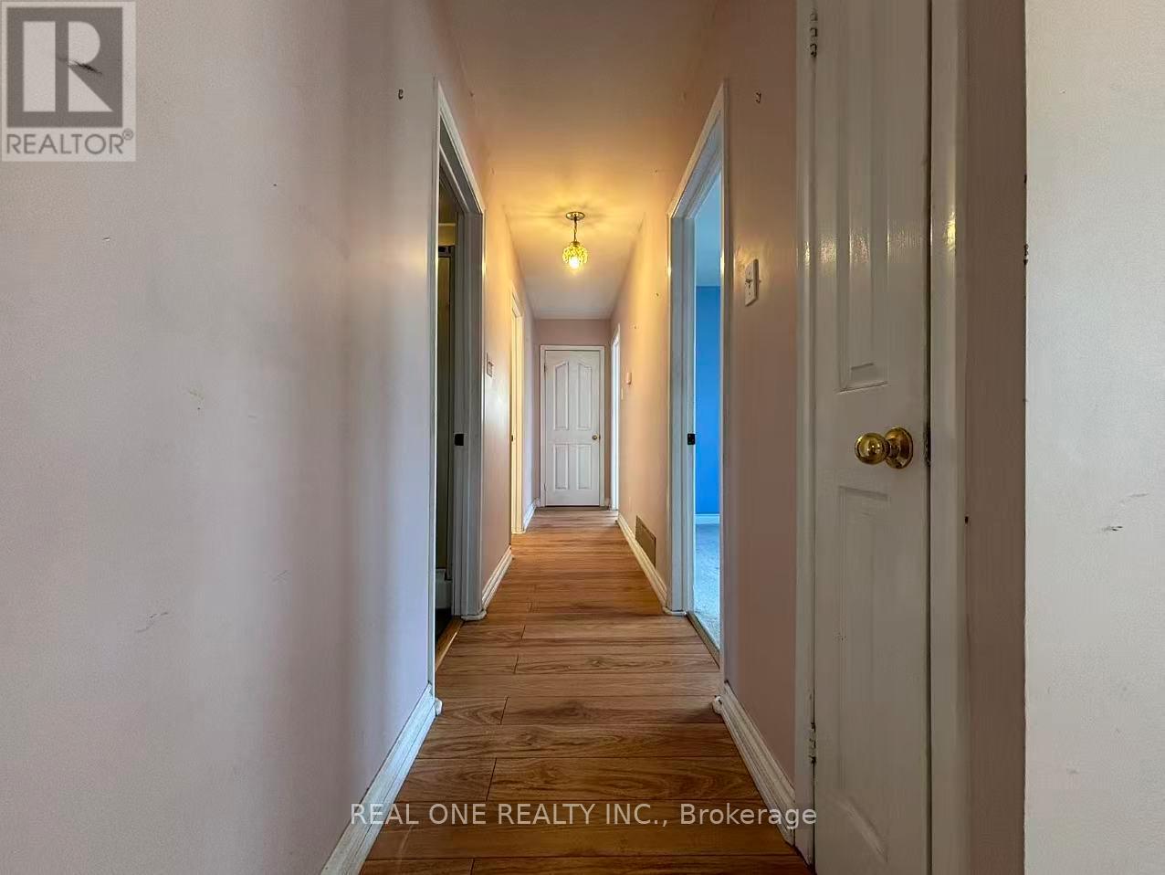 1377 Old Green Lane E, East Gwillimbury, Ontario  L9N 0L8 - Photo 10 - N12373097