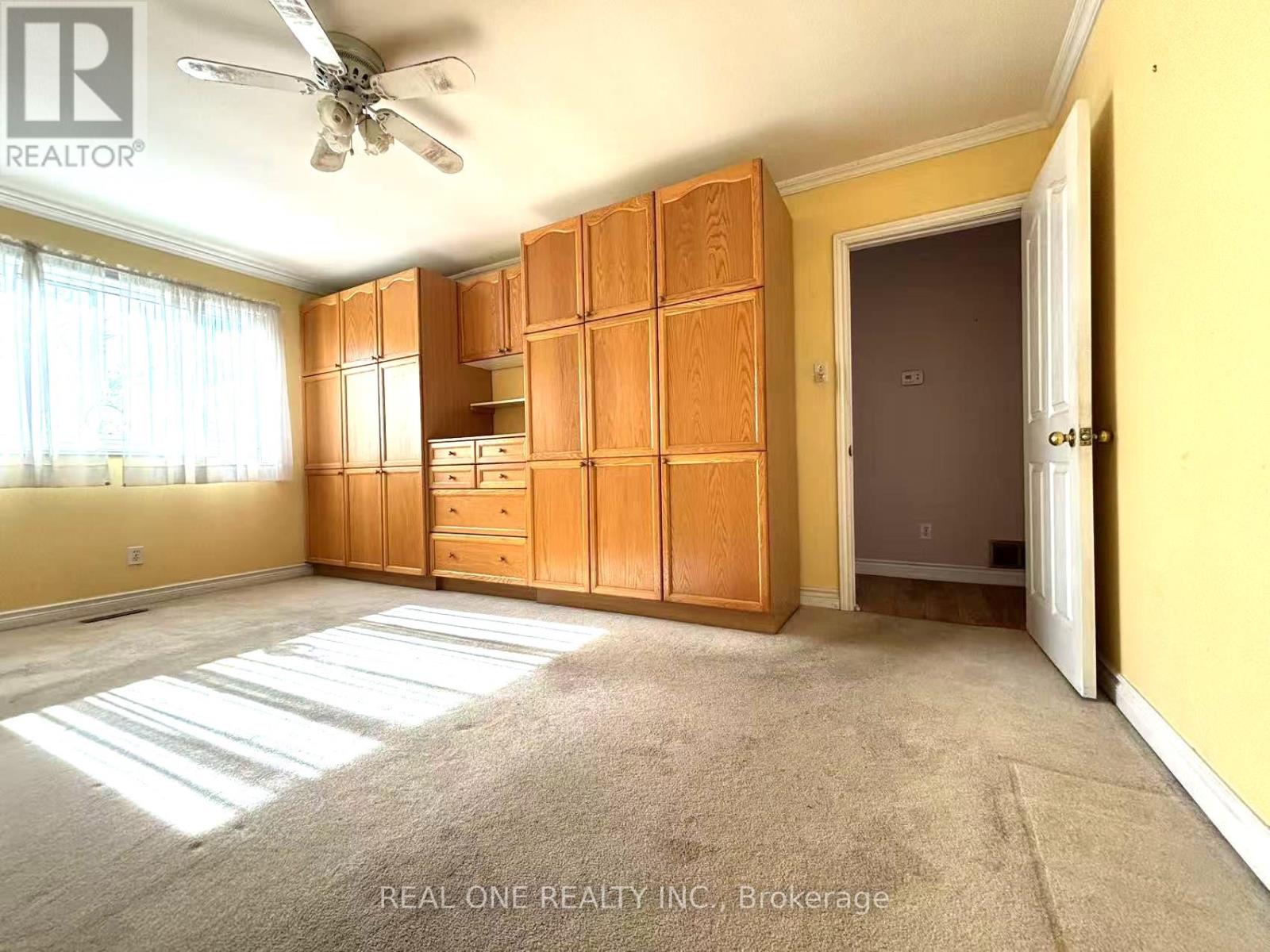 1377 Old Green Lane E, East Gwillimbury, Ontario  L9N 0L8 - Photo 12 - N12373097