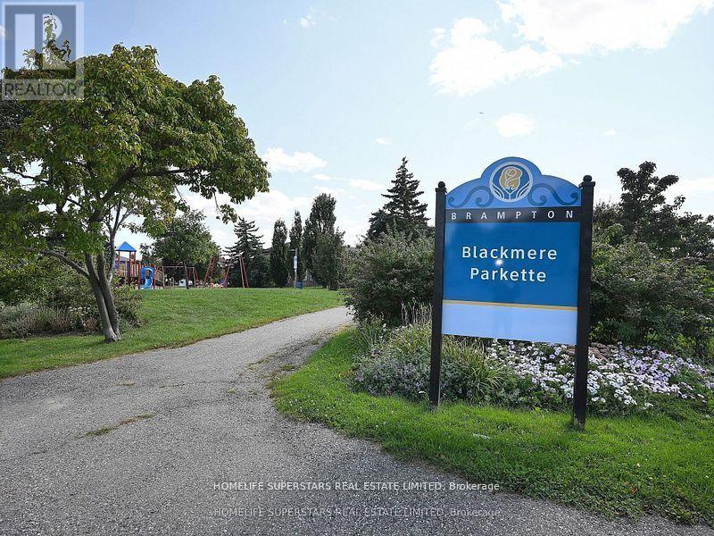 20 Bexley Court, Brampton, Ontario  L6W 4B2 - Photo 42 - W12638362