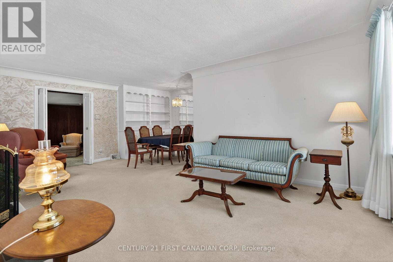 294 Stephen Street, London South, Ontario  N6K 2N1 - Photo 5 - X12837598