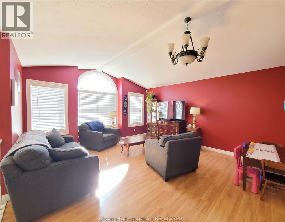 147 Garden Path, Chatham, Ontario  N7L 5M3 - Photo 6 - 26004343