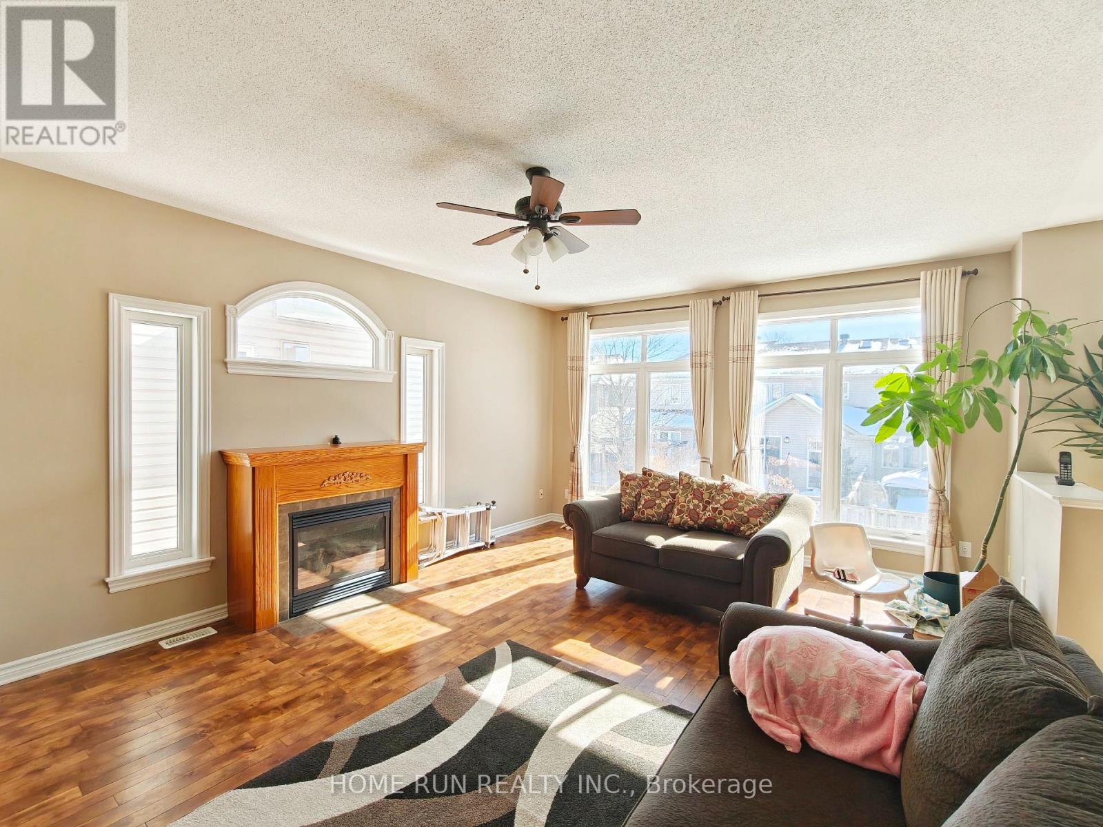 75 Polo Lane, Ottawa, Ontario  K2M 2Y4 - Photo 3 - X12837538