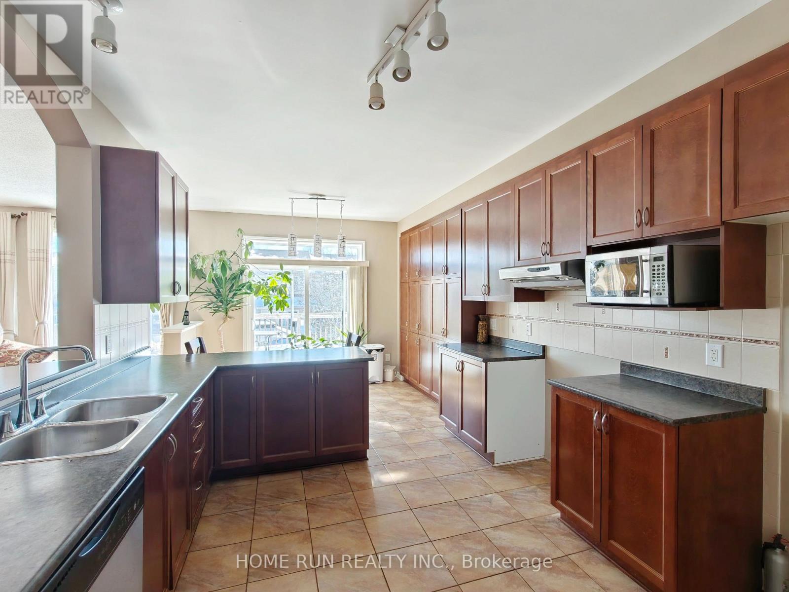 75 Polo Lane, Ottawa, Ontario  K2M 2Y4 - Photo 6 - X12837538