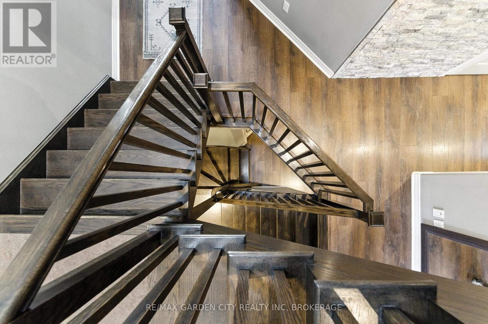 6456 Armelina Crescent, Niagara Falls (Forestview), Ontario  L2H 0B4 - Photo 24 - X12837584