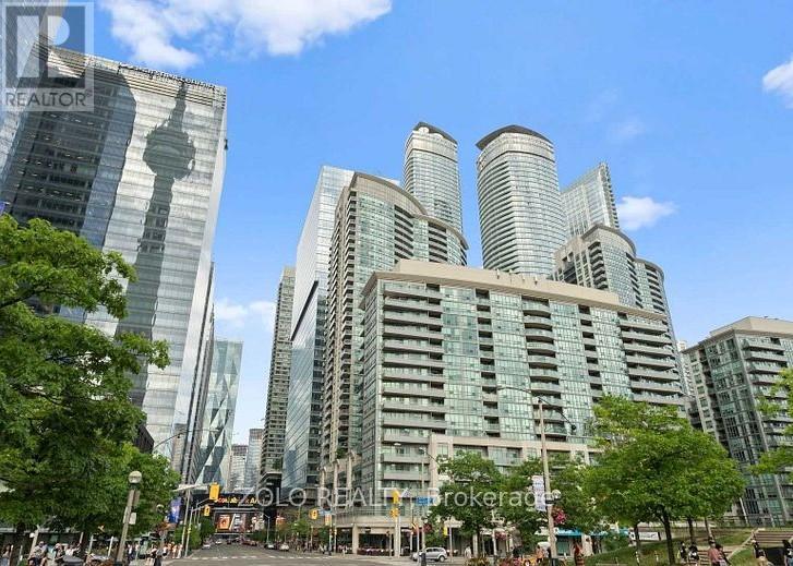 3615 - 30 GRAND TRUNK CRESCENT, Toronto, Ontario