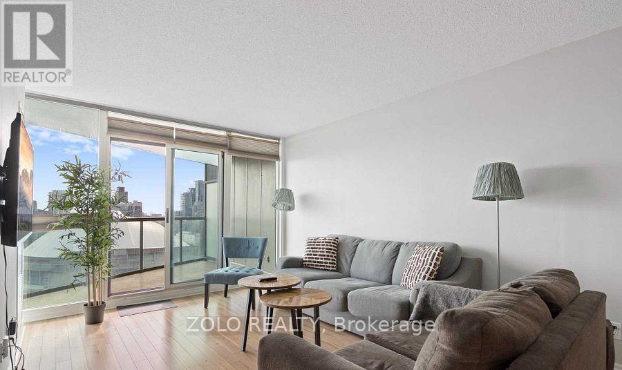 3615 - 30 Grand Trunk Crescent, Toronto, Ontario  M5J 3A4 - Photo 9 - C12837540