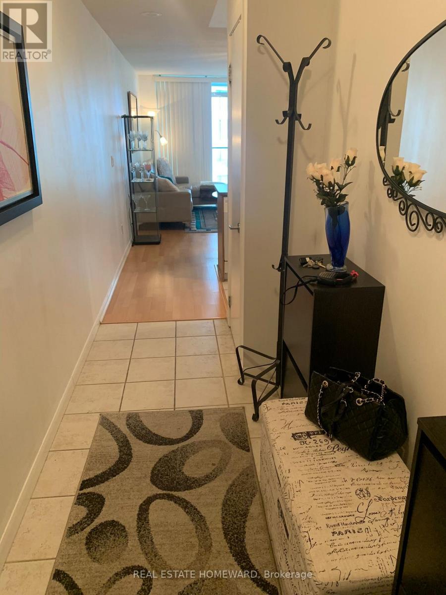 1613 - 231 Fort York Boulevard, Toronto, Ontario  M5V 1B2 - Photo 3 - C12837550