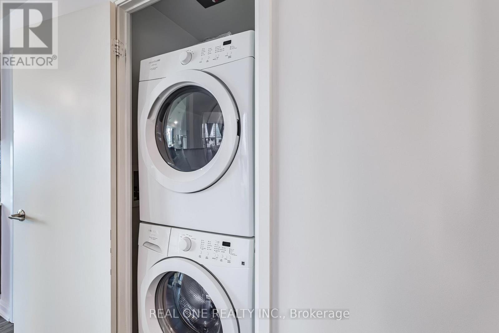 1508 - 11 Bogert Avenue, Toronto, Ontario  M2N 0H4 - Photo 36 - C12837560