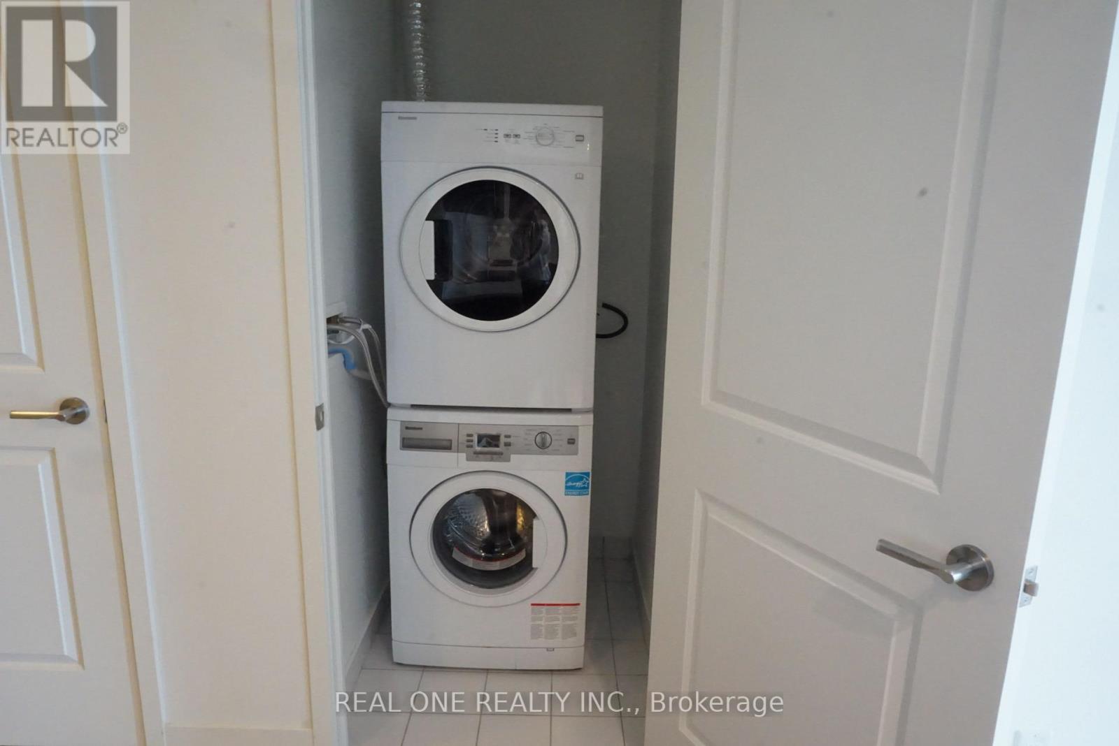 2106 - 195 Bonis Avenue, Toronto, Ontario  M1T 3W6 - Photo 15 - E12837616