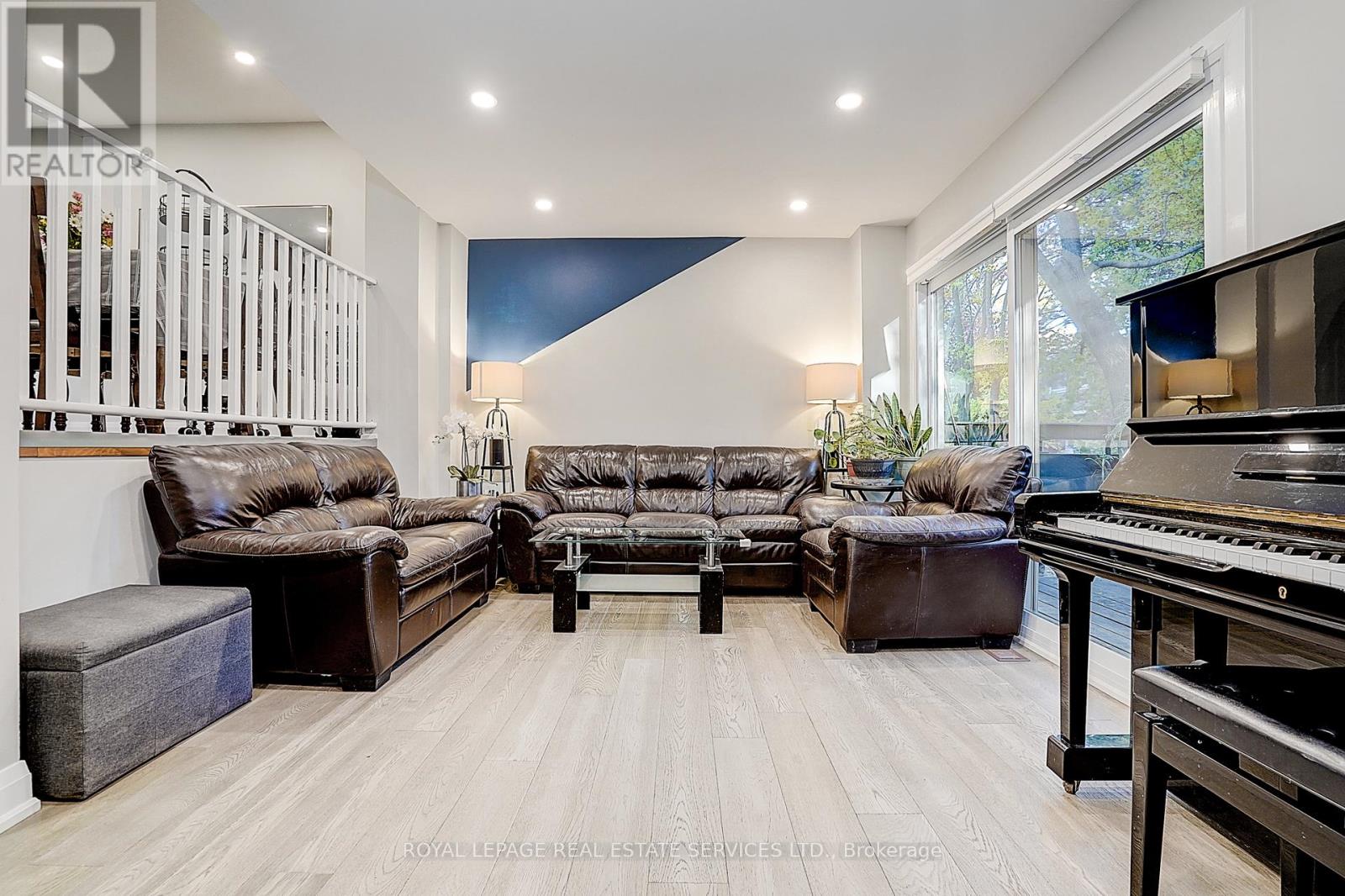 23 - 2020 Pharmacy Avenue, Toronto, Ontario  M1T 1H8 - Photo 5 - E12837634