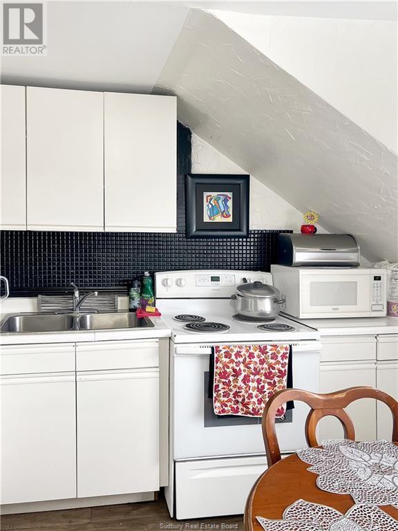 740 Martindale Road, Sudbury, Ontario  P3E 4H7 - Photo 16 - 2126629