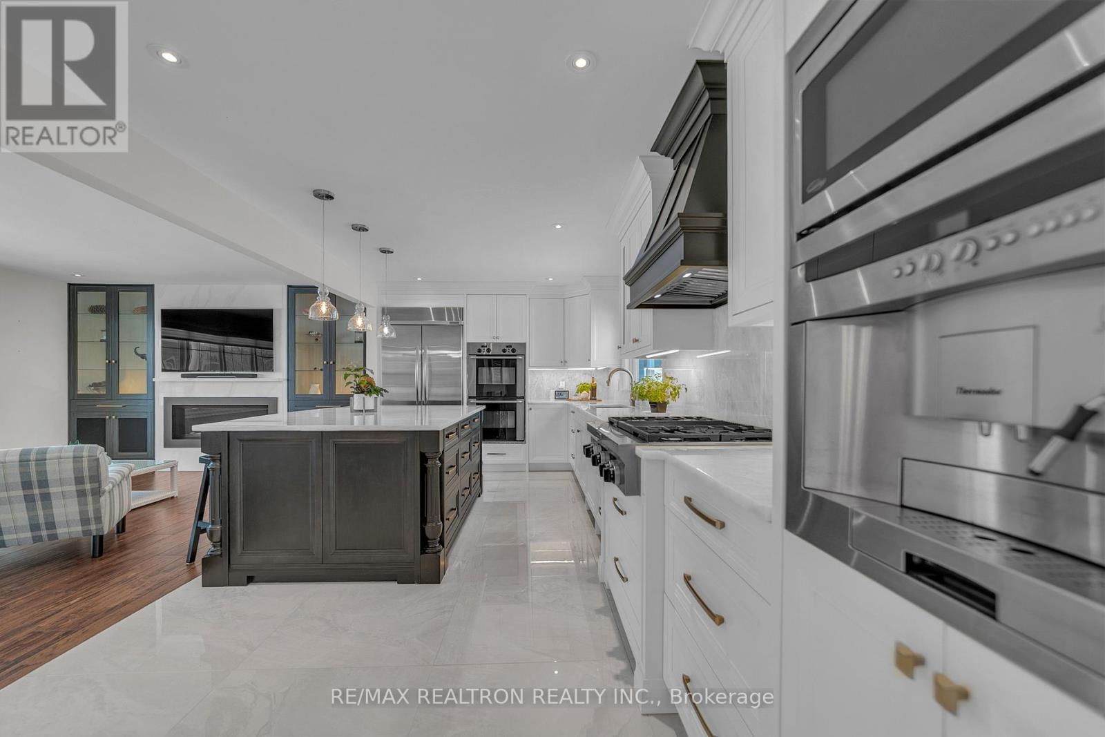 71 Fletcher Street, Bradford West Gwillimbury, Ontario  L3Z 1M1 - Photo 19 - N12837518