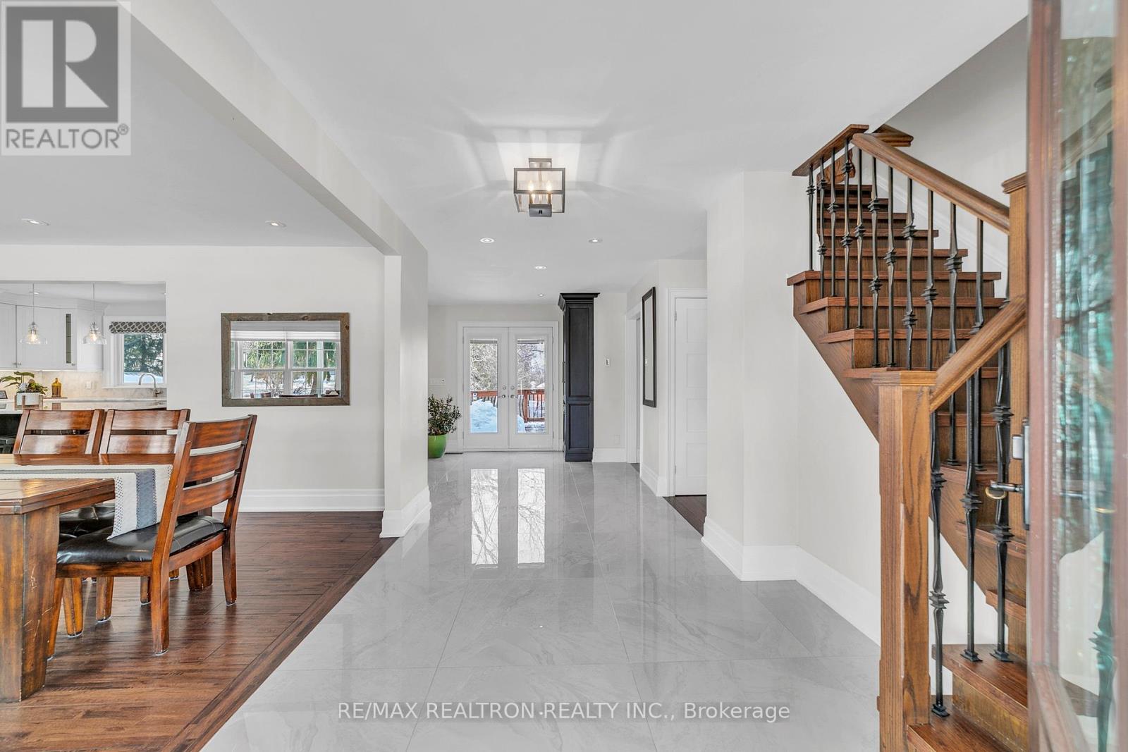 71 Fletcher Street, Bradford West Gwillimbury, Ontario  L3Z 1M1 - Photo 3 - N12837518