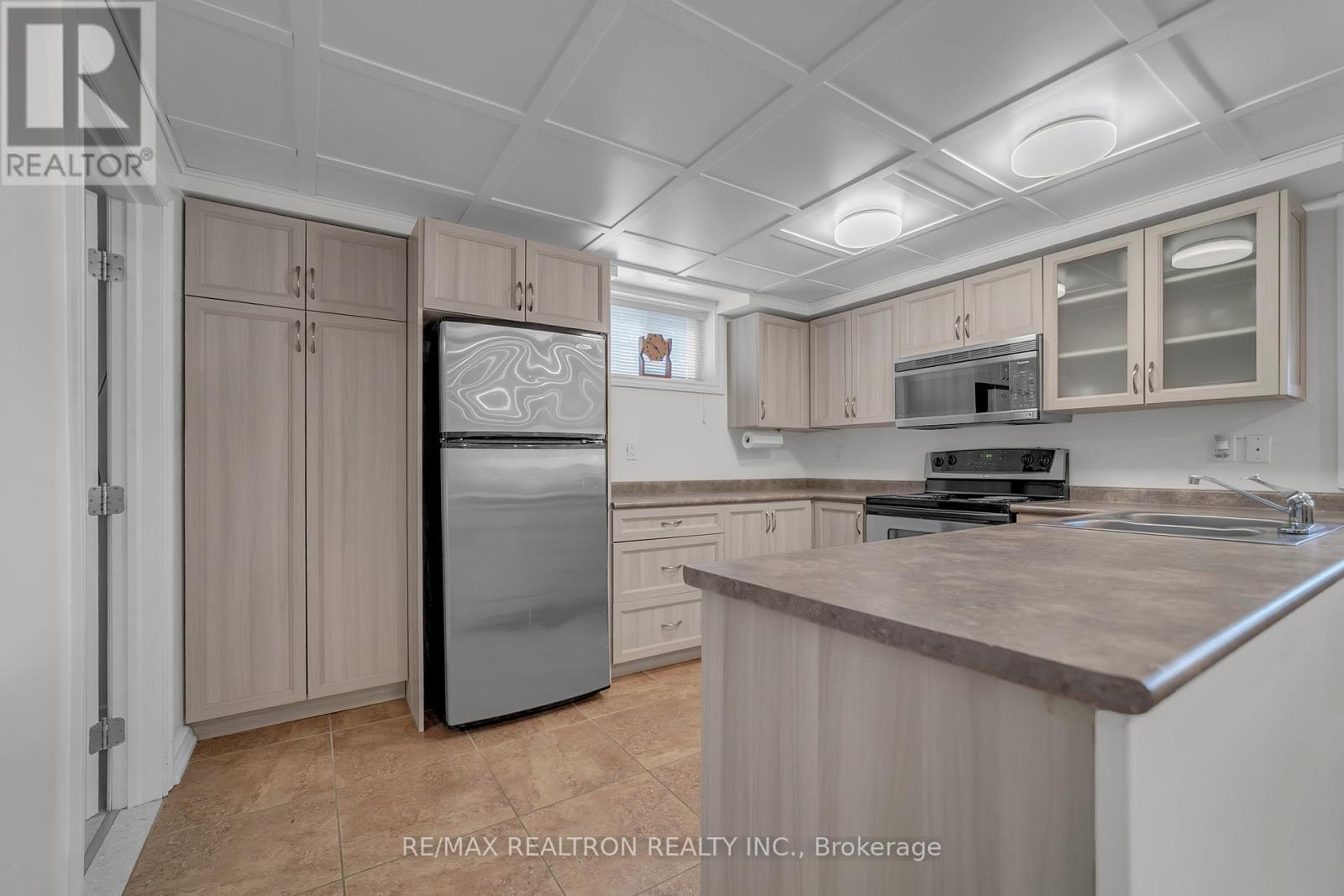 71 Fletcher Street, Bradford West Gwillimbury, Ontario  L3Z 1M1 - Photo 40 - N12837518