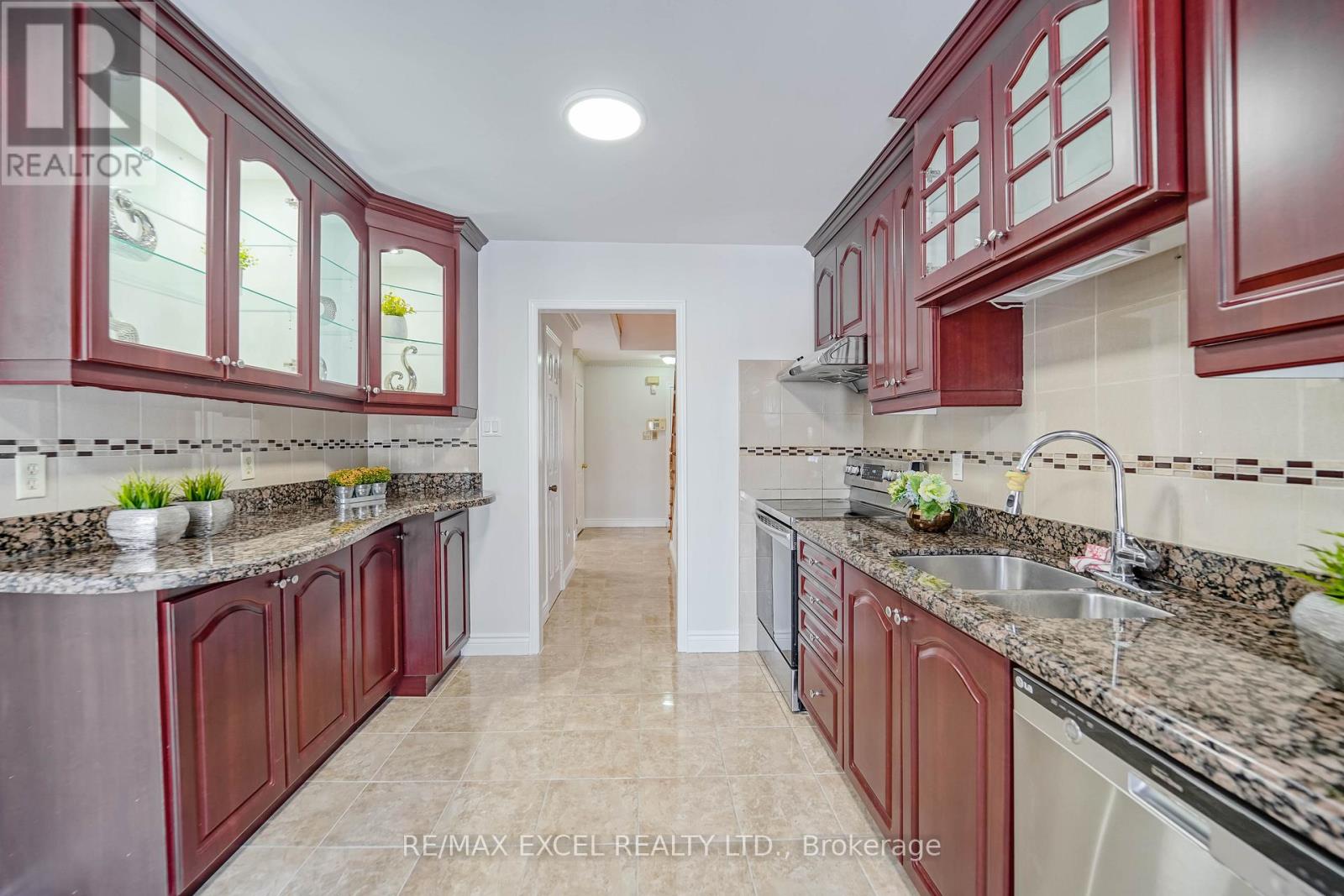 36 Laguna Crescent, Markham, Ontario  L3S 3G6 - Photo 22 - N12837542