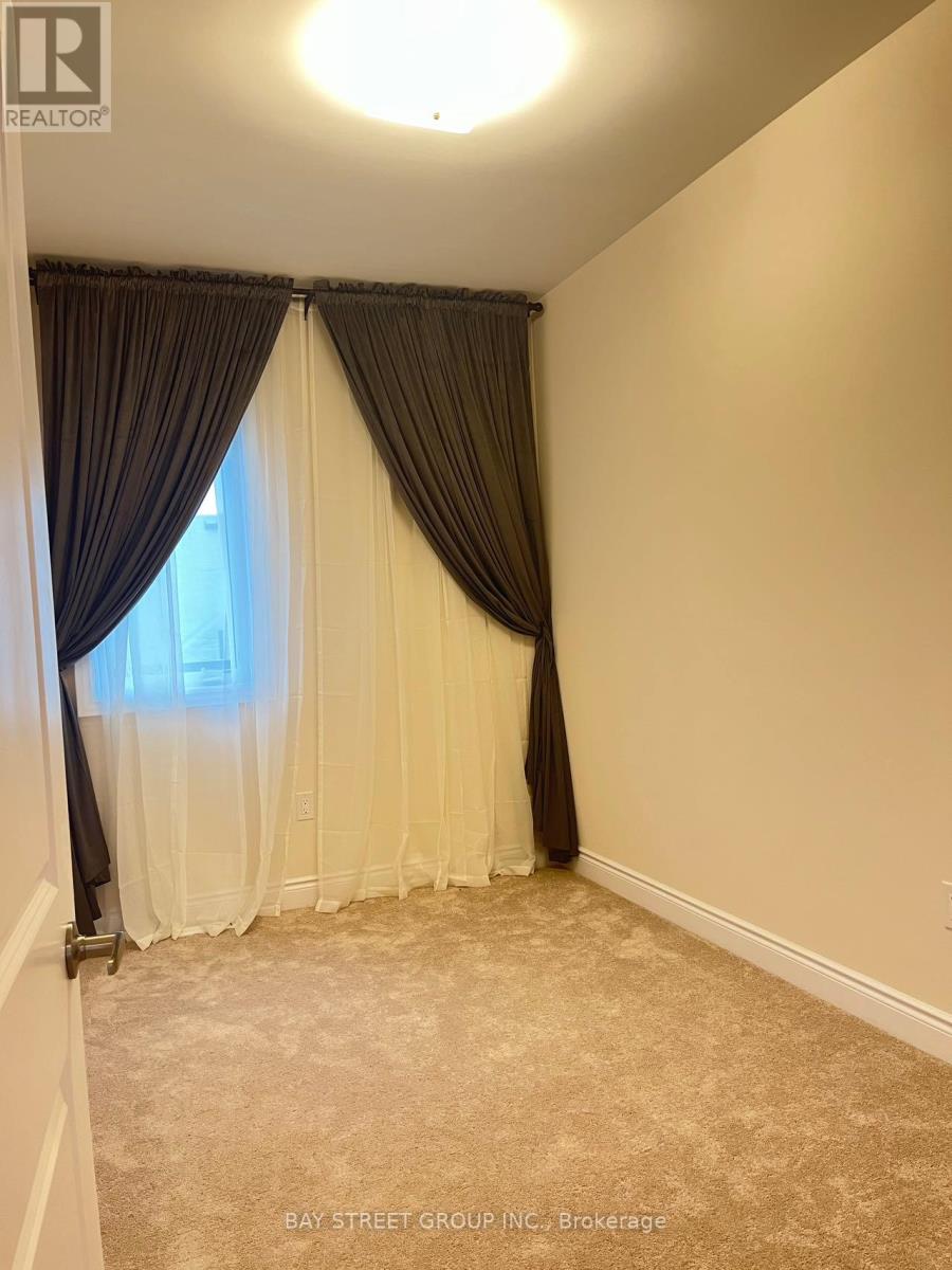 251 Tennant Circle, Vaughan, Ontario  L4H 5L4 - Photo 11 - N12837556