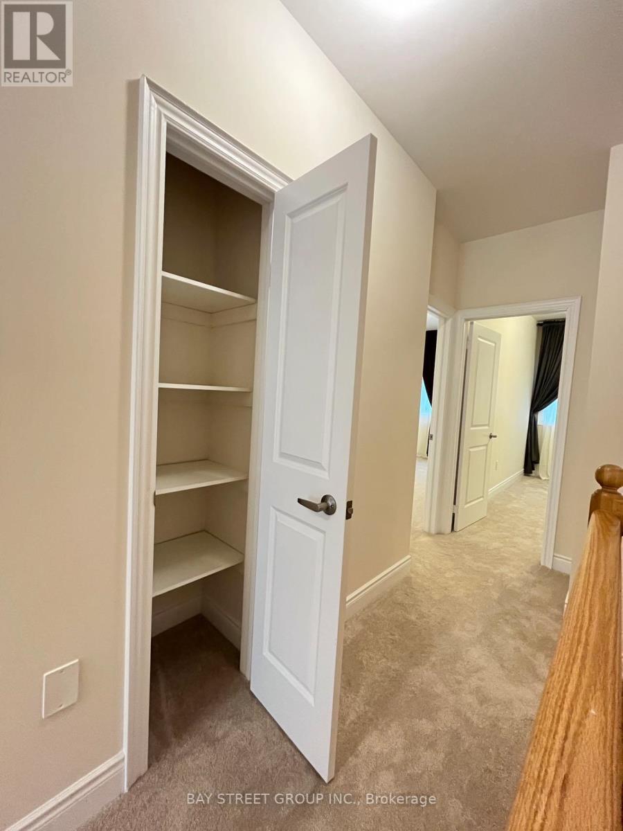 251 Tennant Circle, Vaughan, Ontario  L4H 5L4 - Photo 15 - N12837556