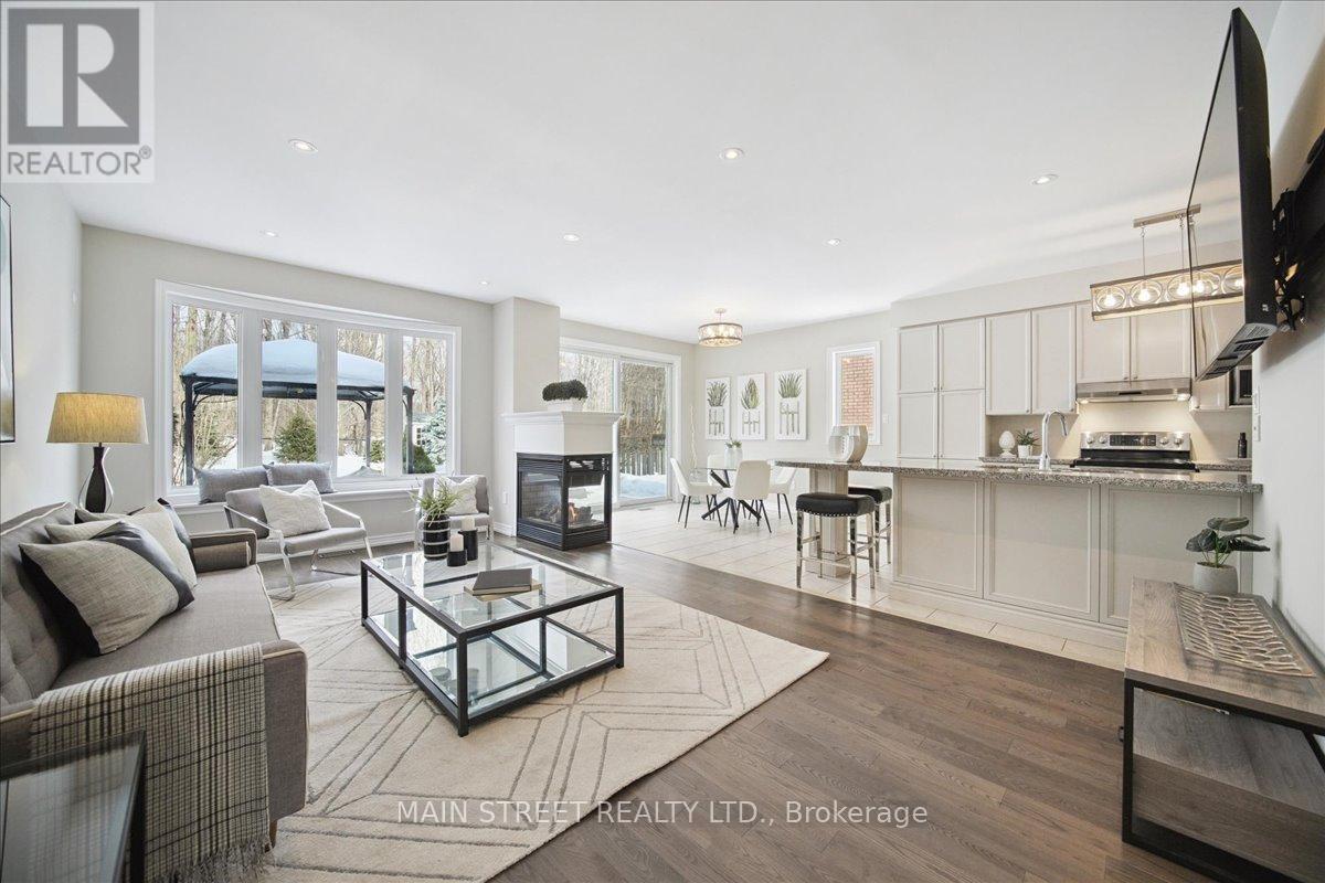 38 Carriage House Court, Richmond Hill, Ontario  L4E 4V3 - Photo 10 - N12837606