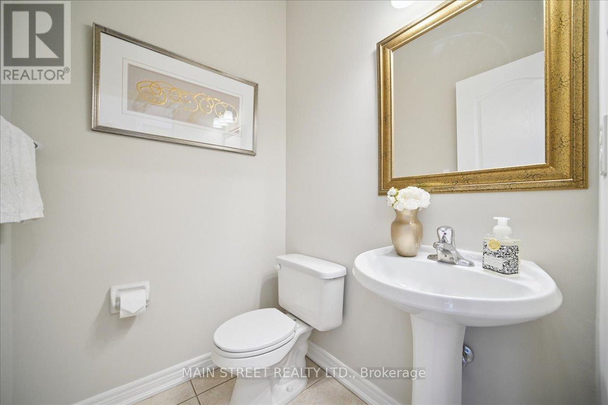 38 Carriage House Court, Richmond Hill, Ontario  L4E 4V3 - Photo 16 - N12837606