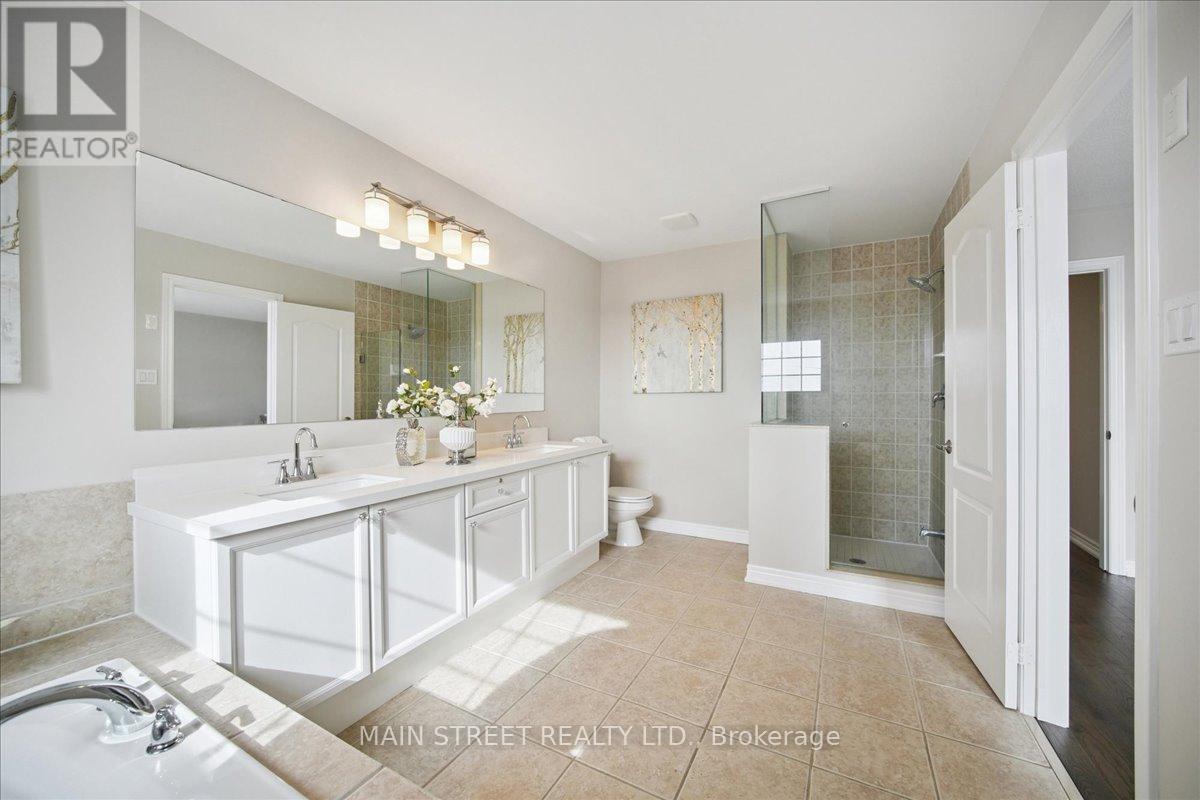 38 Carriage House Court, Richmond Hill, Ontario  L4E 4V3 - Photo 22 - N12837606