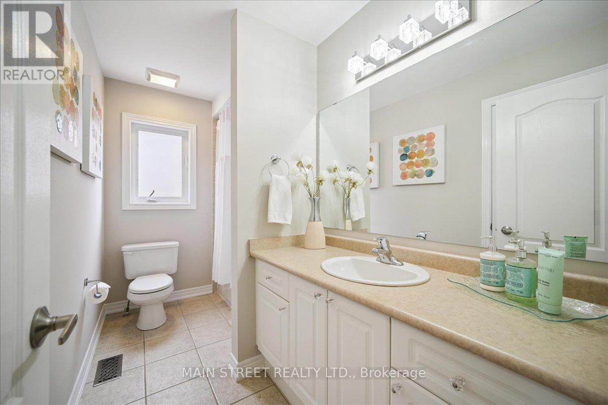 38 Carriage House Court, Richmond Hill, Ontario  L4E 4V3 - Photo 25 - N12837606