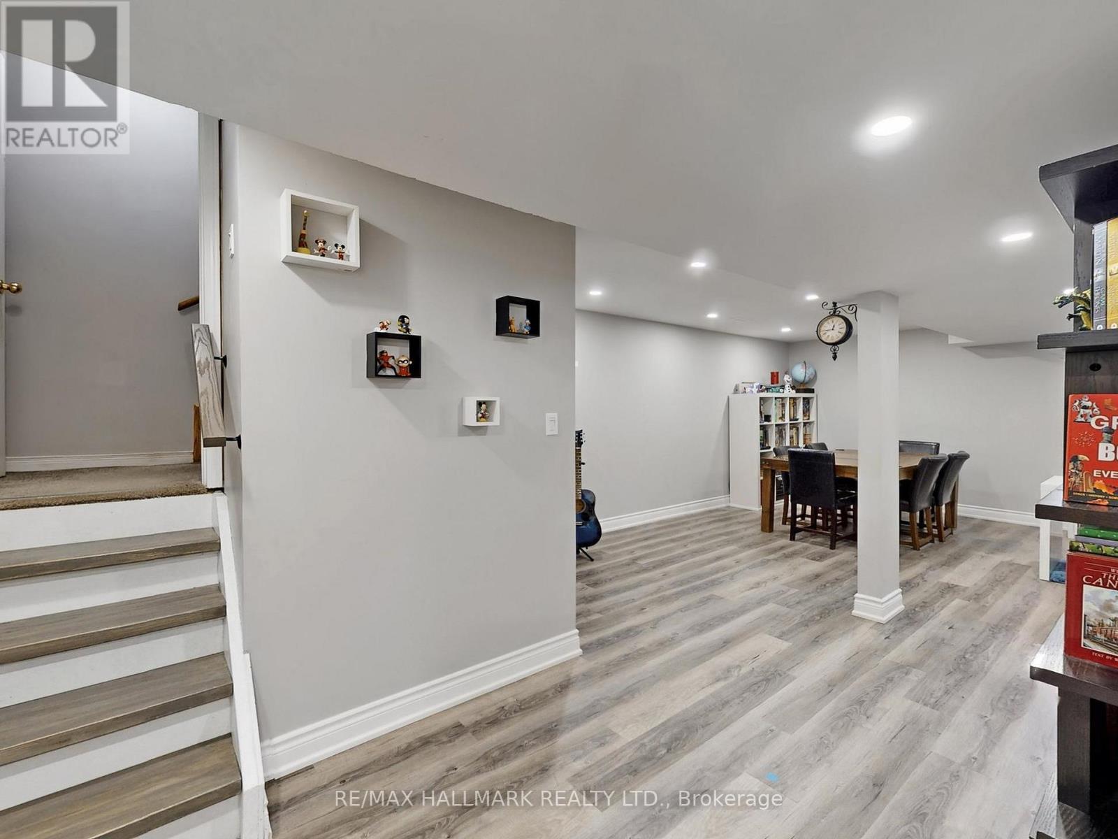 62 Crittenden Drive, Georgina, Ontario  L4P 4E3 - Photo 35 - N12837626