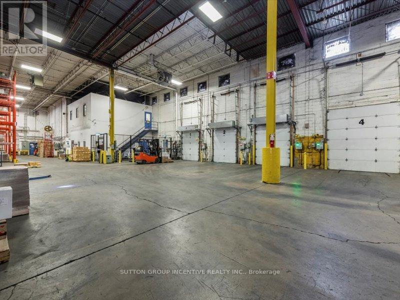 D - 25 Lorena Street, Barrie, Ontario  L4N 3H5 - Photo 4 - S12837590