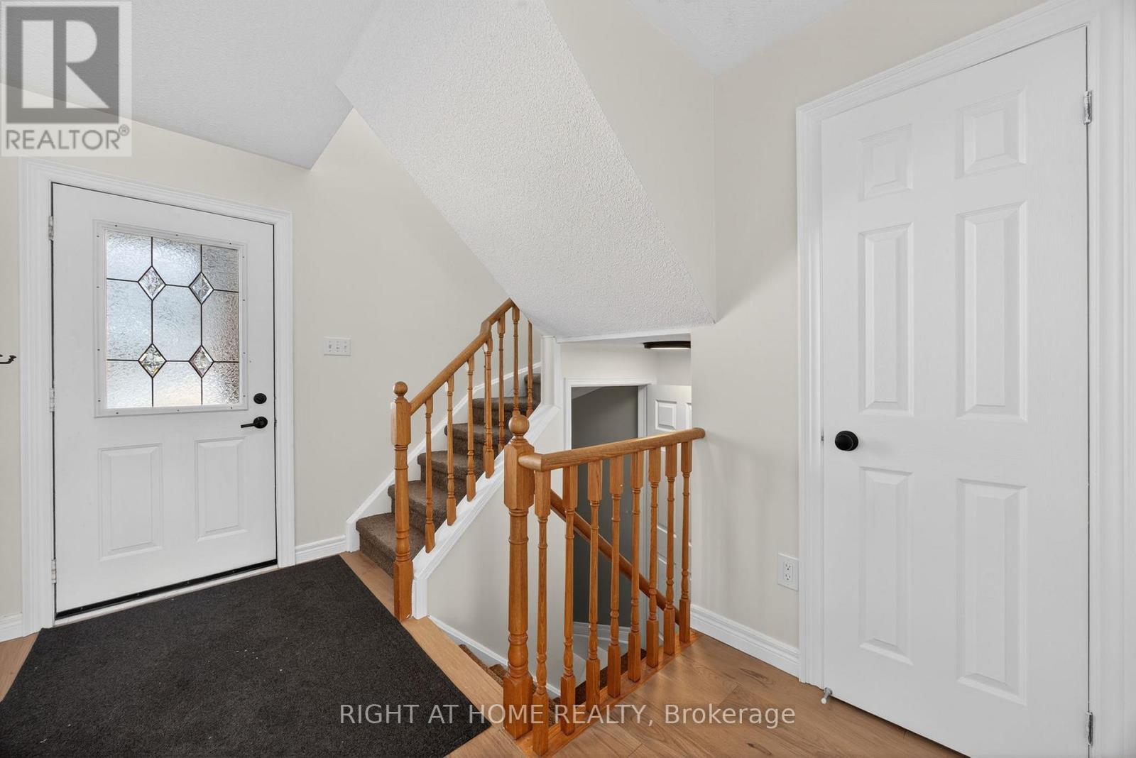 51 Copeman Crescent, Barrie (Painswick North), Ontario L4N 8B4 - Photo 12 - S12837624