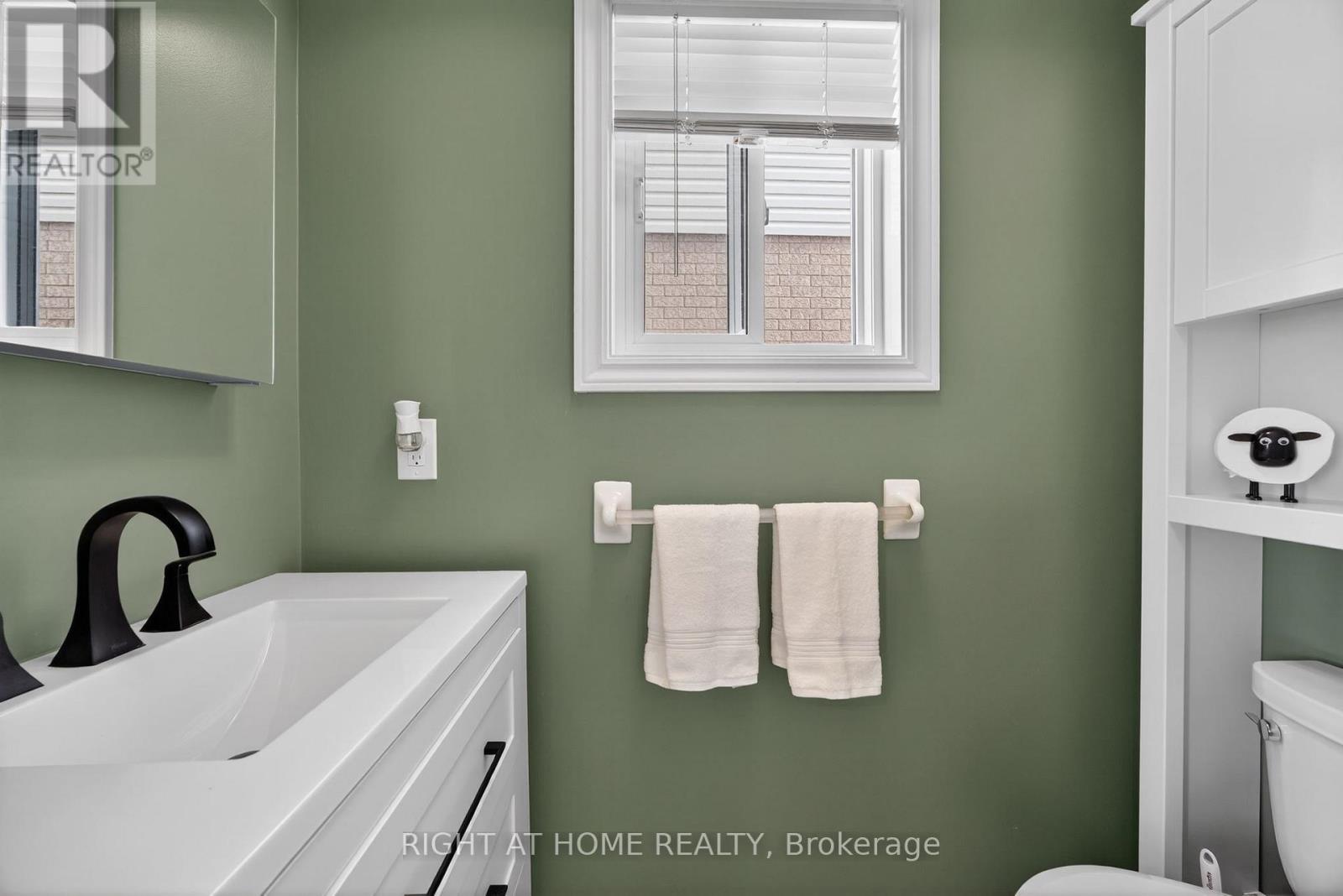 51 Copeman Crescent, Barrie (Painswick North), Ontario L4N 8B4 - Photo 19 - S12837624