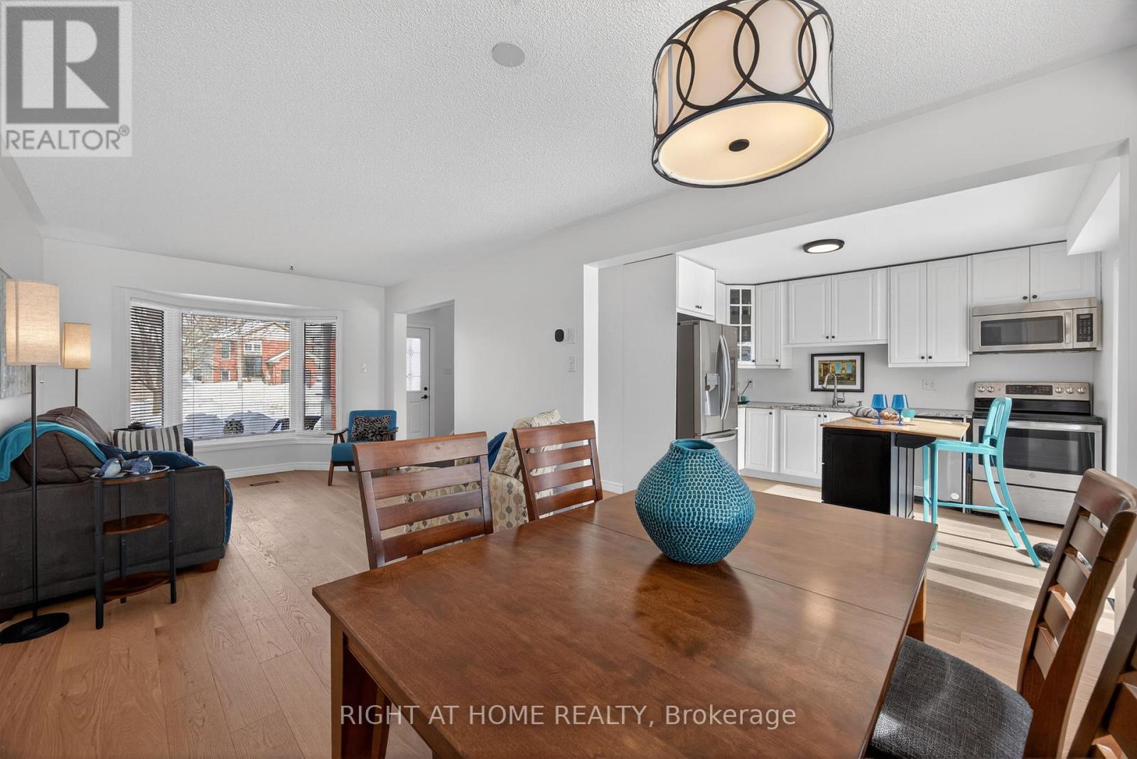 51 Copeman Crescent, Barrie (Painswick North), Ontario L4N 8B4 - Photo 8 - S12837624