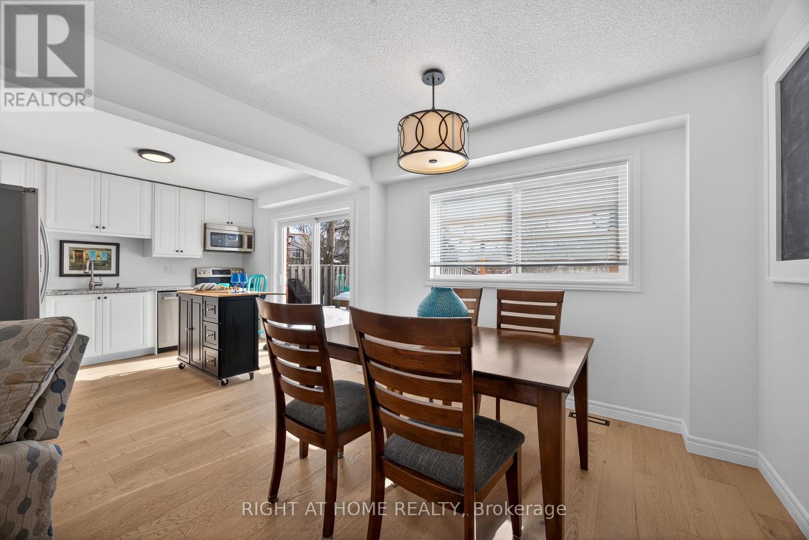 51 Copeman Crescent, Barrie (Painswick North), Ontario L4N 8B4 - Photo 9 - S12837624