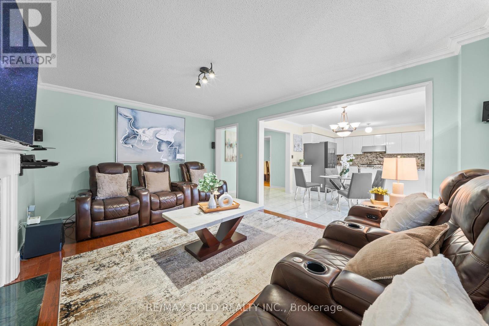 186 Mountainberry Road, Brampton, Ontario  L6R 2L2 - Photo 22 - W12837520