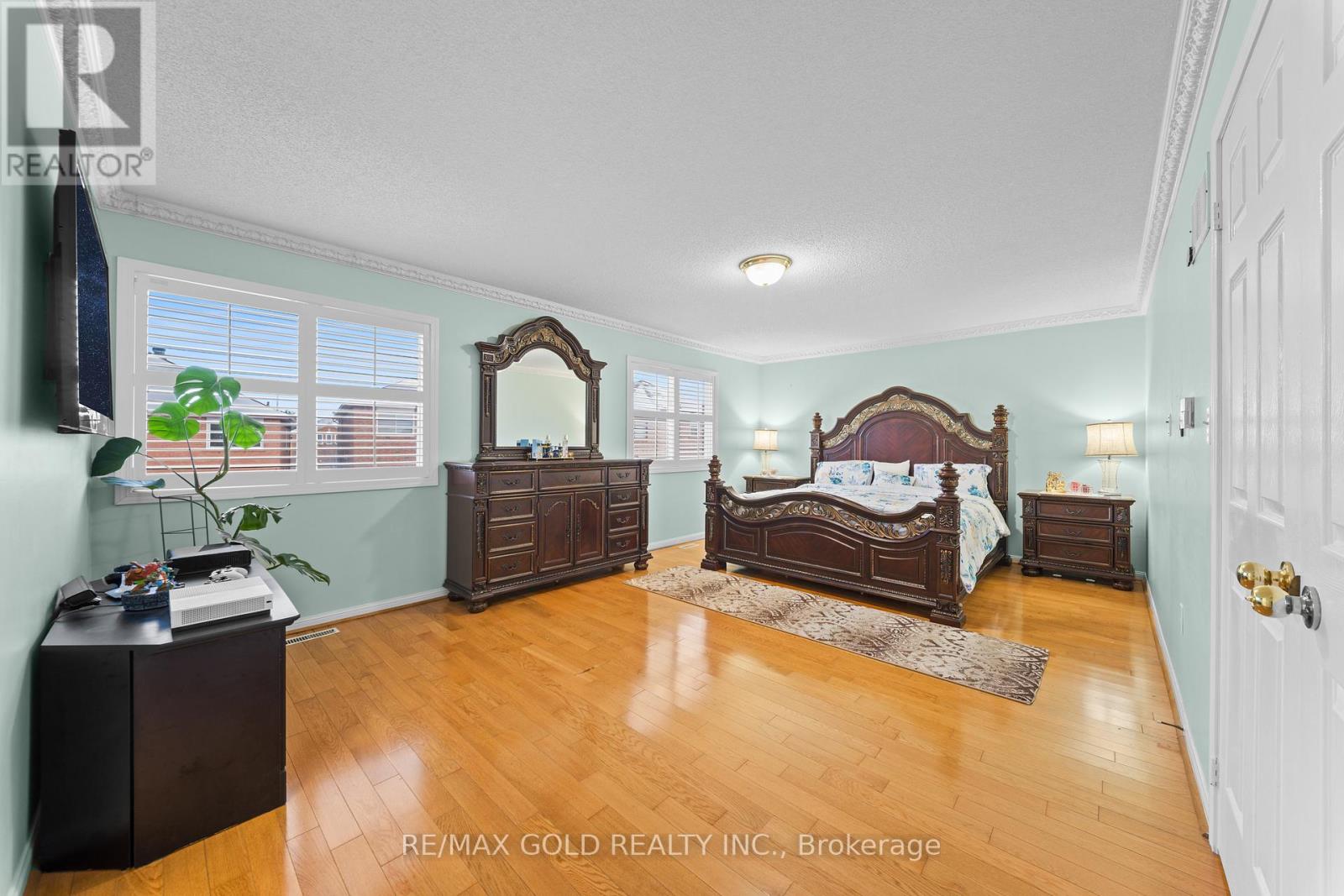 186 Mountainberry Road, Brampton, Ontario  L6R 2L2 - Photo 26 - W12837520