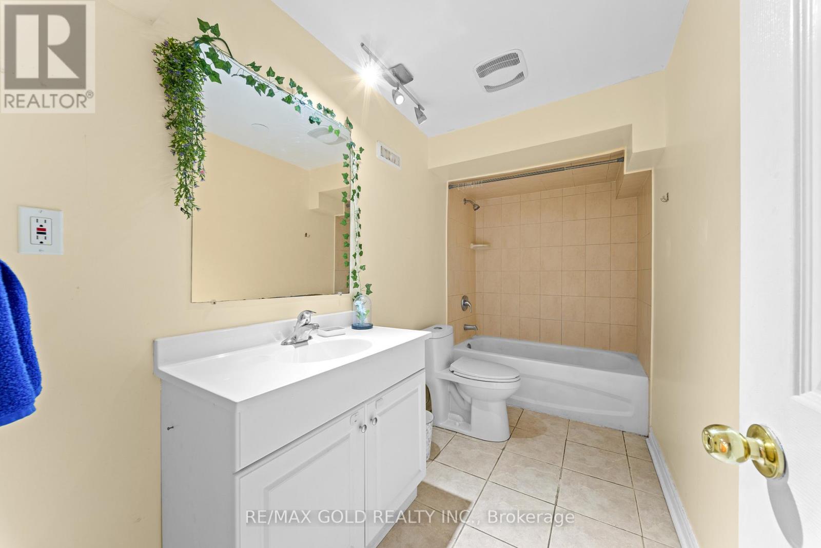 186 Mountainberry Road, Brampton, Ontario  L6R 2L2 - Photo 46 - W12837520