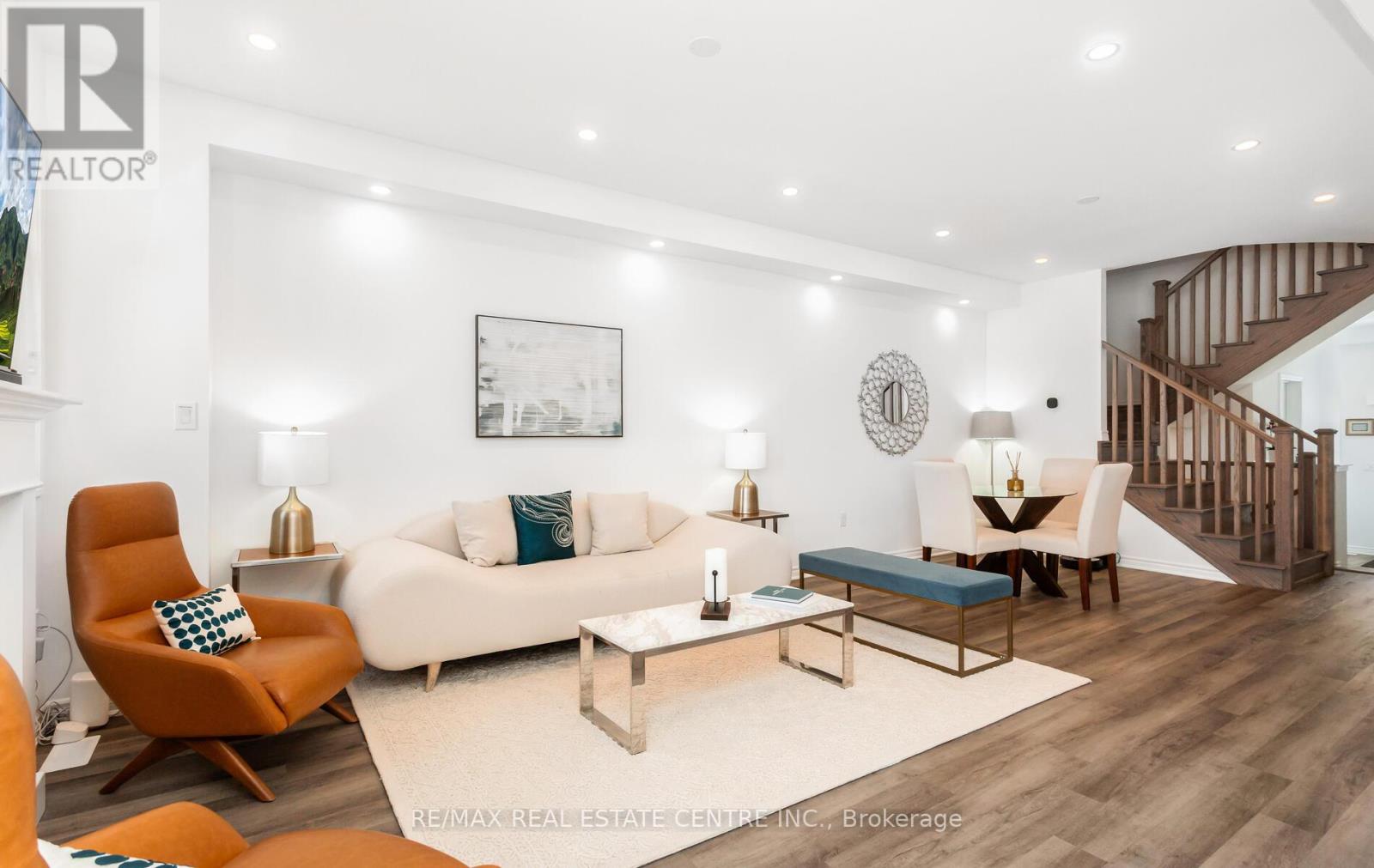 1343 Copley Court, Milton, Ontario  L9E 2E7 - Photo 13 - W12837576