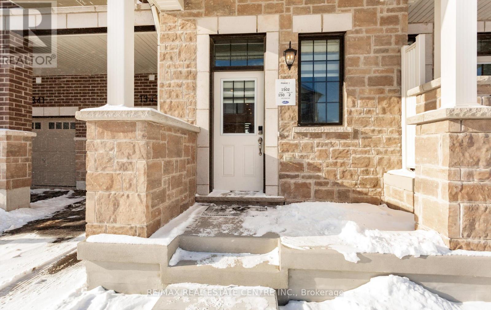 1343 Copley Court, Milton, Ontario  L9E 2E7 - Photo 2 - W12837576