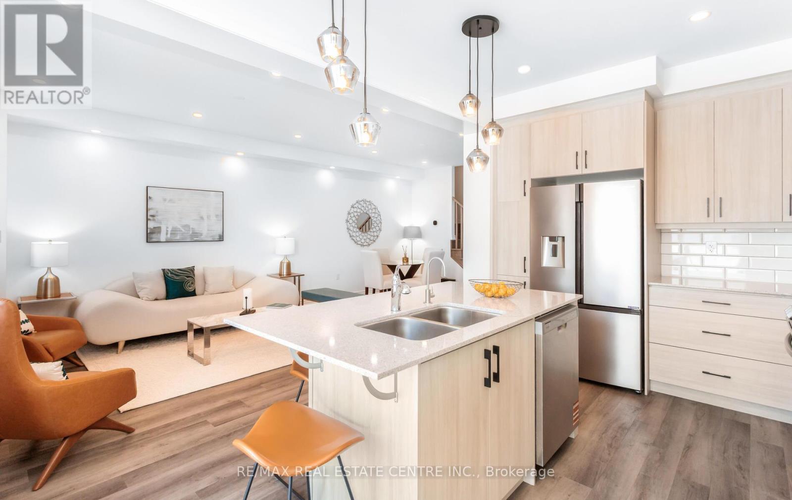 1343 Copley Court, Milton, Ontario  L9E 2E7 - Photo 20 - W12837576