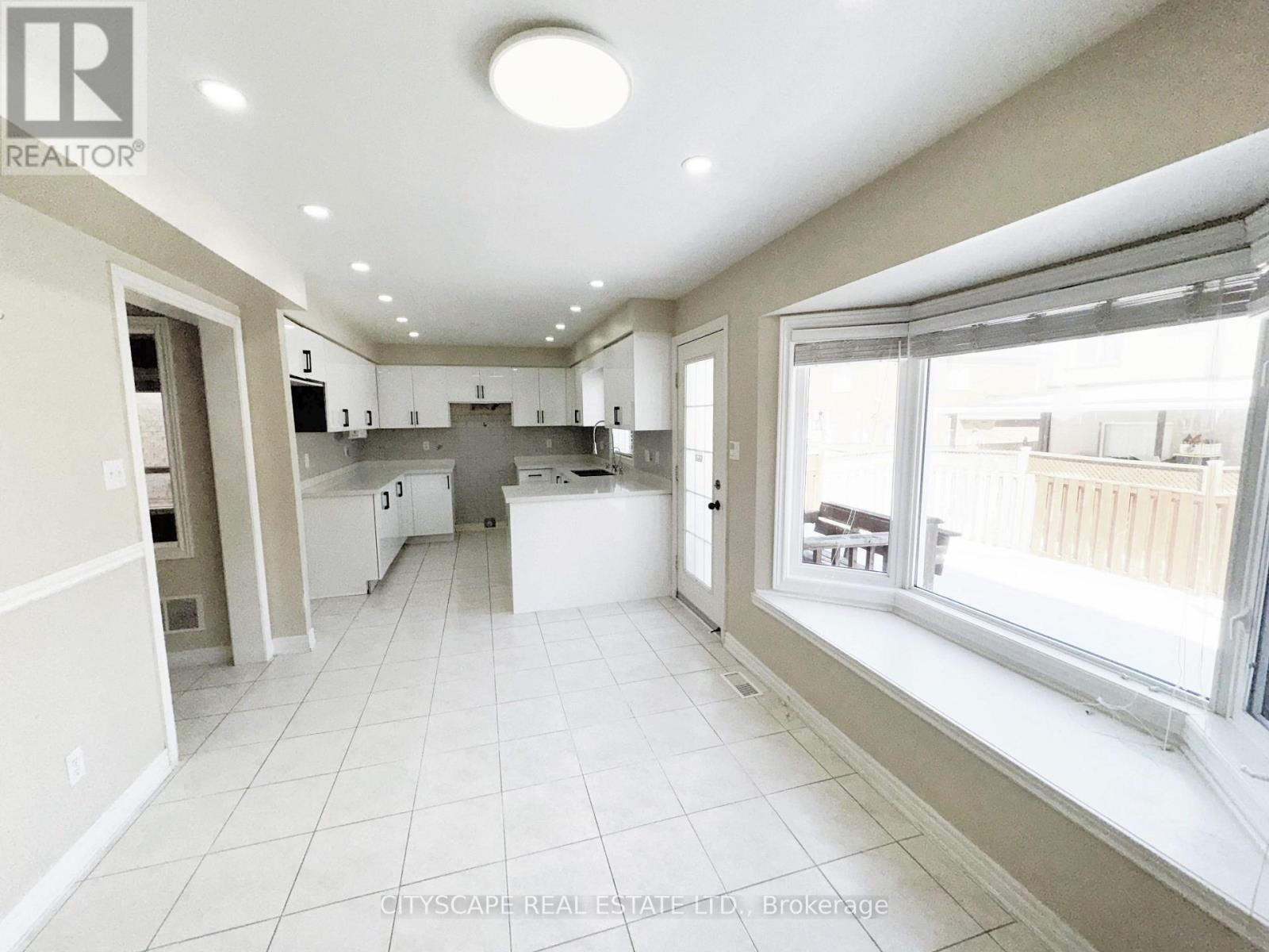 127 Barleyfield Road, Brampton, Ontario  L6R 2J4 - Photo 16 - W12837596