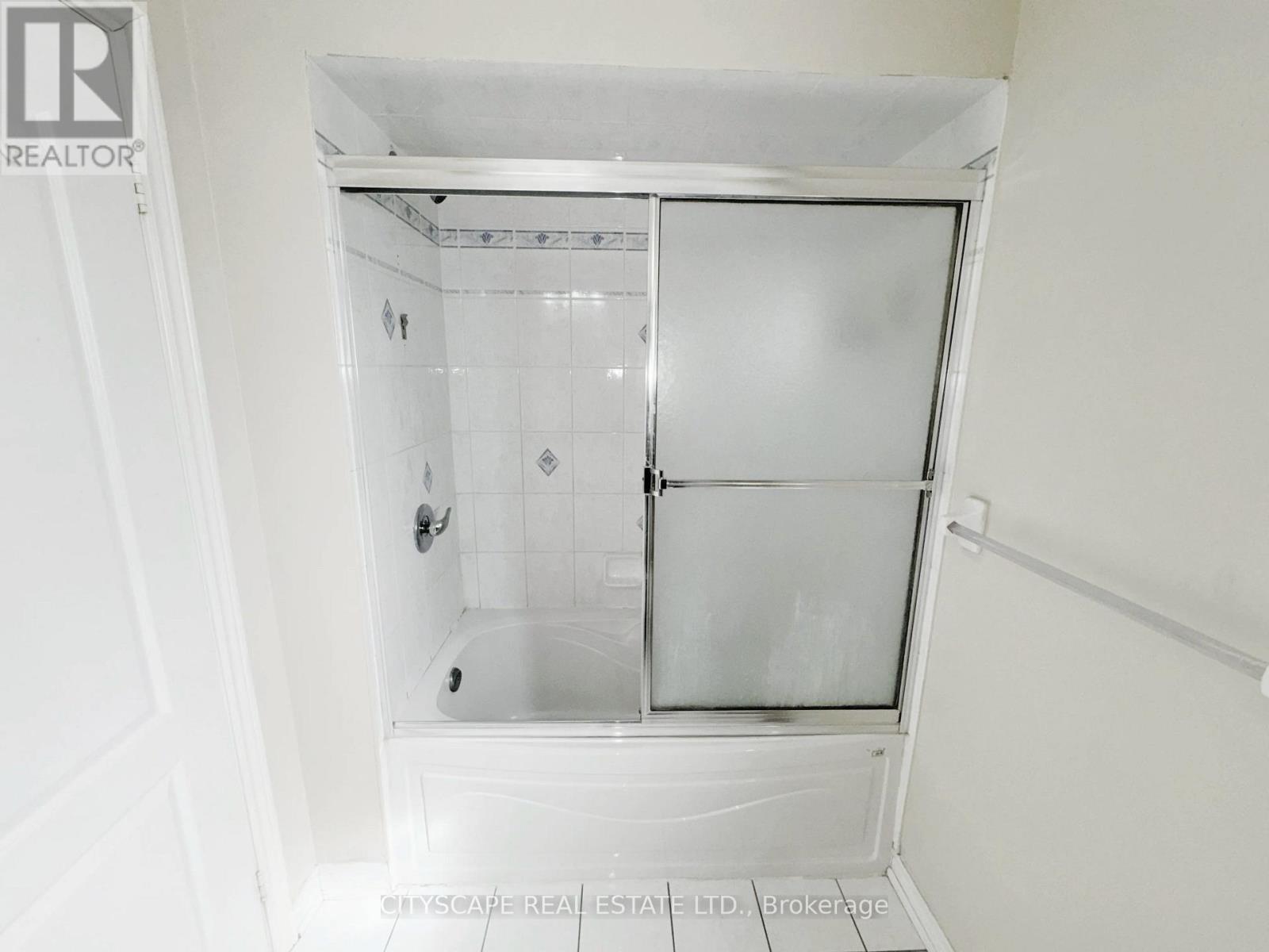 127 Barleyfield Road, Brampton, Ontario  L6R 2J4 - Photo 26 - W12837596