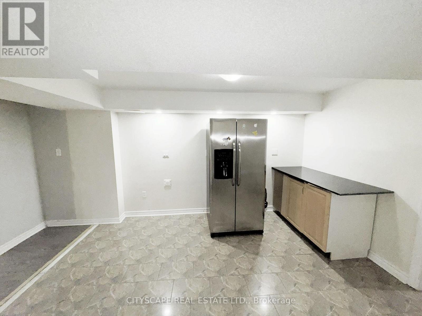 127 Barleyfield Road, Brampton, Ontario  L6R 2J4 - Photo 37 - W12837596