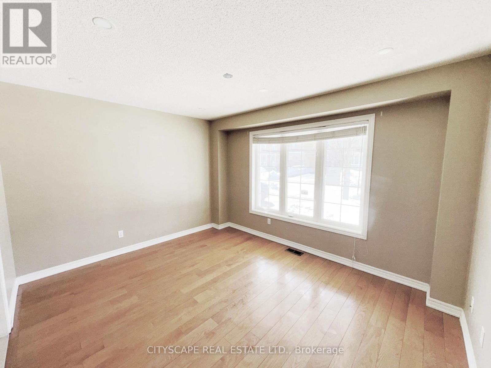 127 Barleyfield Road, Brampton, Ontario  L6R 2J4 - Photo 7 - W12837596