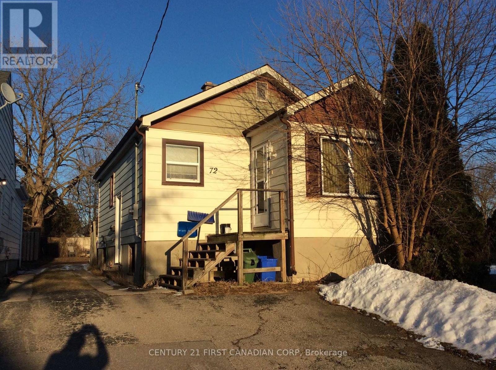 72 LYMAN STREET, London East, Ontario