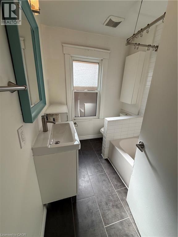 11 Proctor Boulevard Unit# 2, Hamilton, Ontario  L8M 2M2 - Photo 5 - 40808989