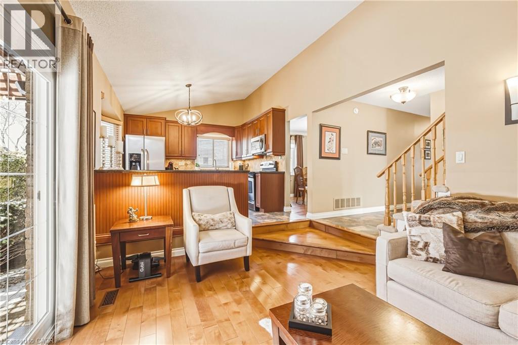 577 Tomahawk Crescent, Ancaster, Ontario  L9G 3T4 - Photo 13 - 40807103