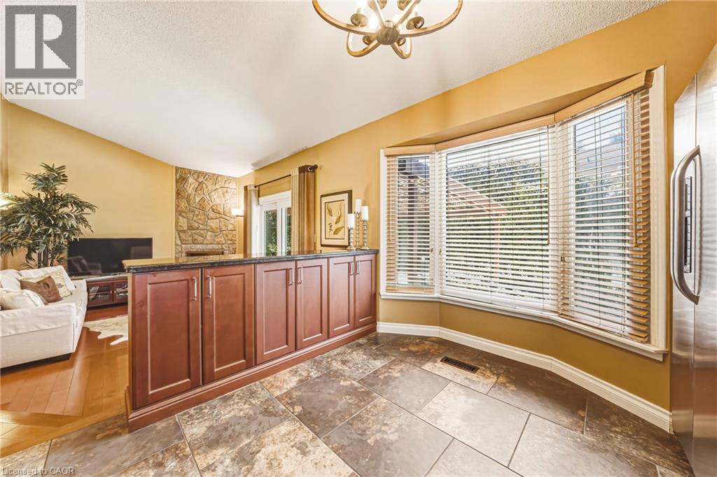 577 Tomahawk Crescent, Ancaster, Ontario  L9G 3T4 - Photo 18 - 40807103