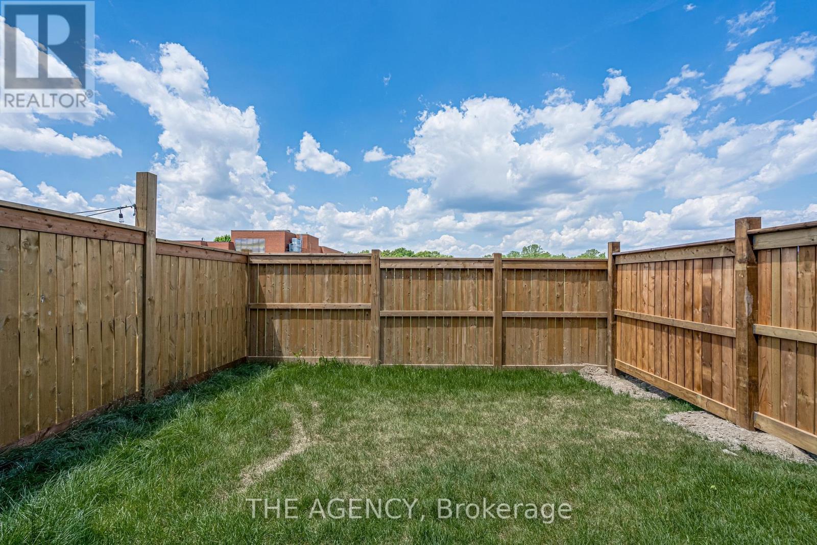 47 Hibiscus Lane, Hamilton, Ontario  L8K 0A4 - Photo 45 - X12837592